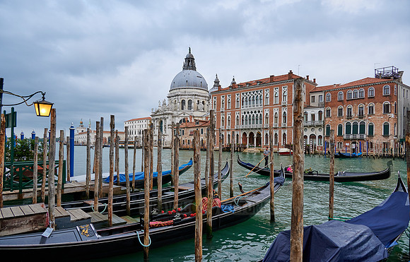 Gondolas with Basilica di Santa Maria della Salute