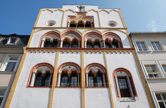 Gothic Three kings house, Dreikonigehaus, Trier