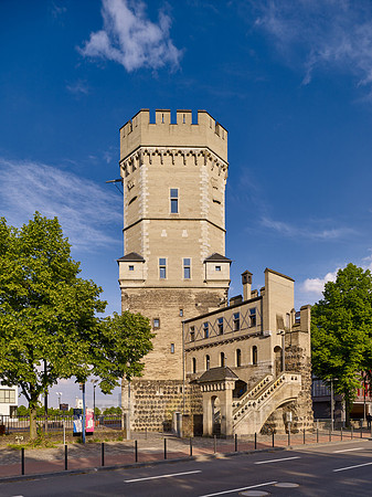 Bayentower, Cologne