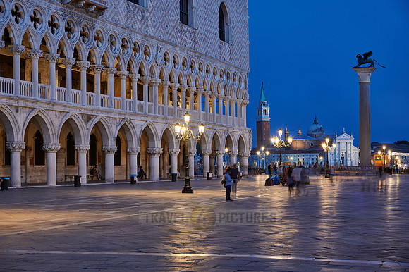 Twilight shot of the illuminated Doge's Palace and Piazetta San Marco