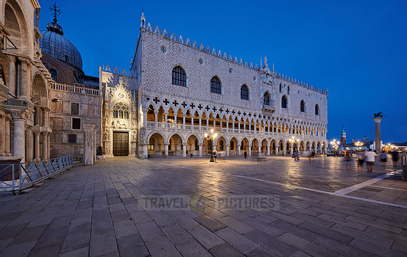 Twilight shot of the illuminated Doge's Palace and Piazetta San Marco