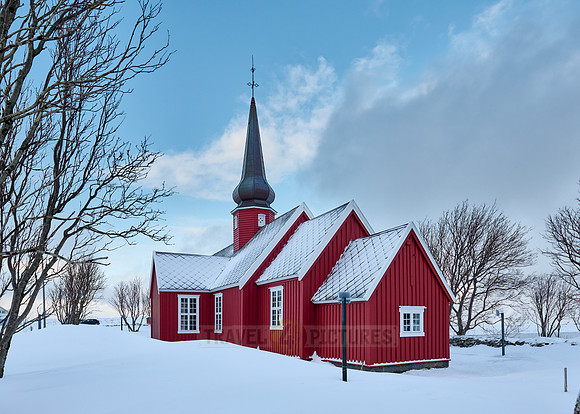 red church of Flakstad