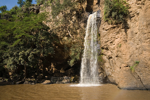 Makalia waterfall