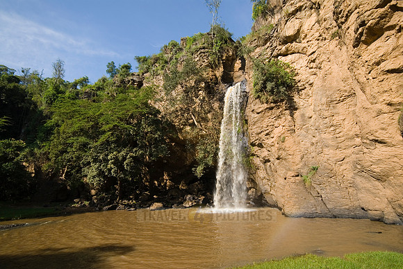 Makalia waterfall