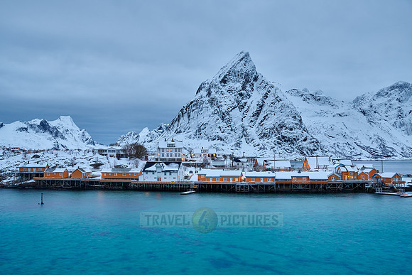 Kvalvika, Lofoten