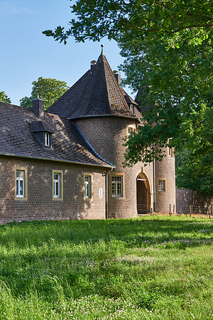 outer wall and gate to private Rimburg castle, Uebach-Palenberg