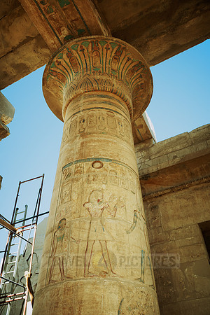column hall