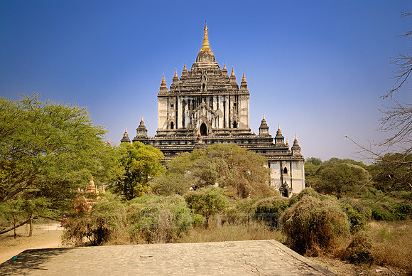That-Byin-Nyu-Temple