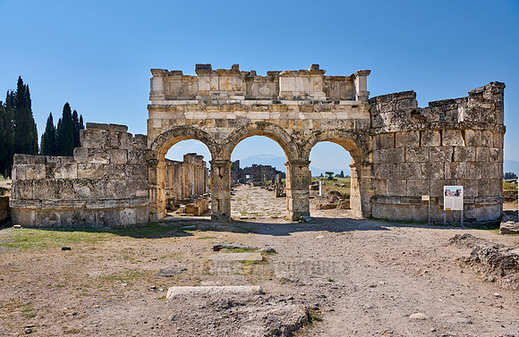 Frontinus Gate or Nothern Gate in Greek Hierapolis