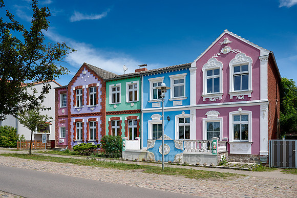 colorful terraced houses in Himmelpfort