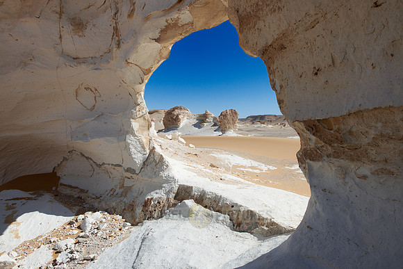 white desert at el Agabat