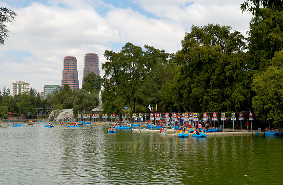popular amusement park Bosque de Chapultepec