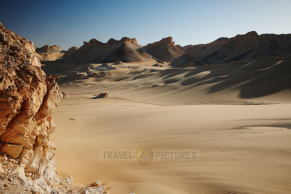 desert landscape with mountains at old caravan road