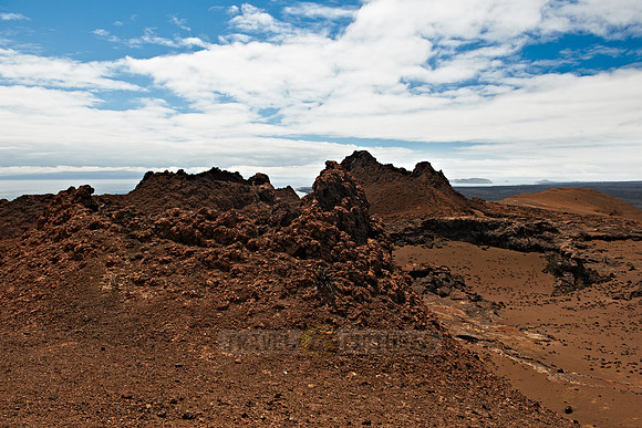 vulkanische Landschaft auf  Isla Bartolome |vulcanic landscape of Isla Bartolome|