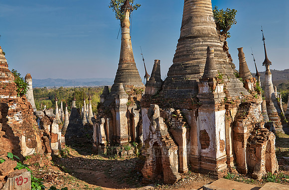 ruins of Shwe Inn Thein
