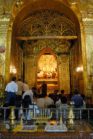 Mahamuni Pagoda