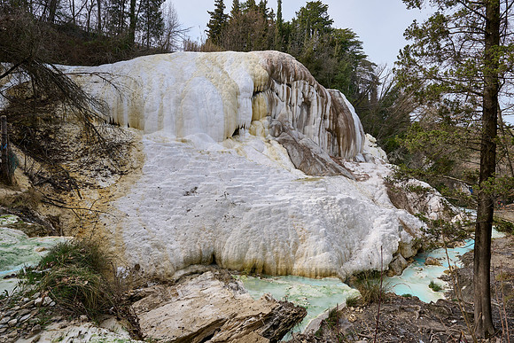 The White Whale, Bagni San Filippo