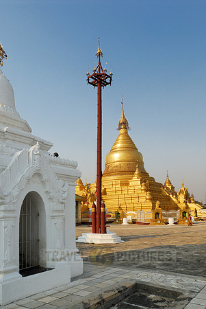 Kuthodaw Pagoda