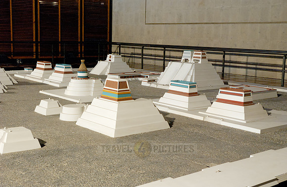 model of Tenochtitlan