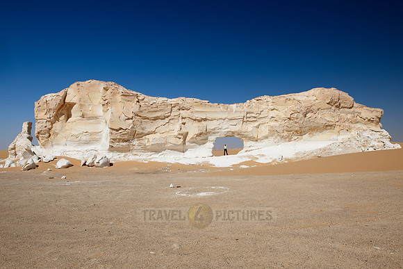 white desert at el Agabat