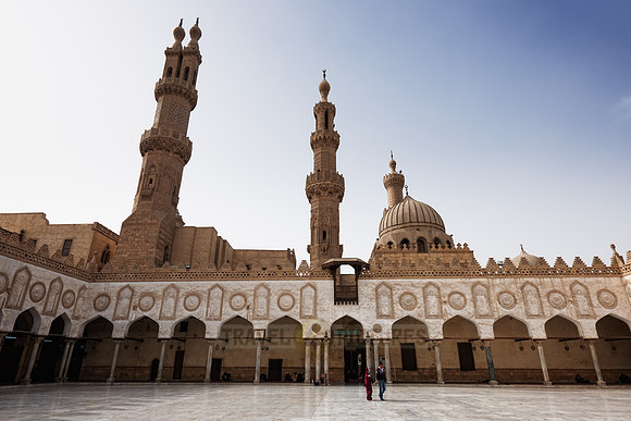 Al Ashar Mosque inner courtyard and minaret