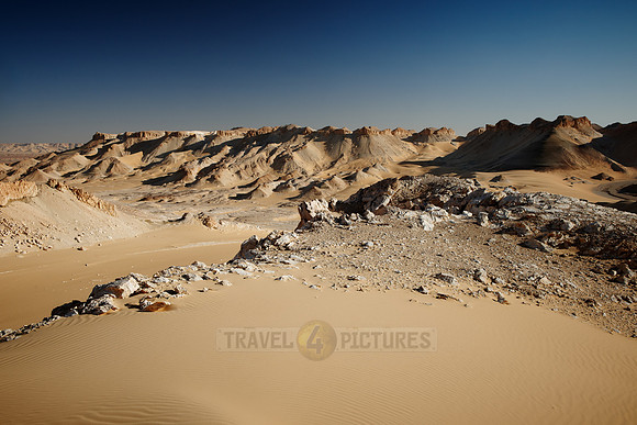 desert landscape with mountains at old caravan road