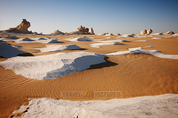 white desert near Oasis Farafra