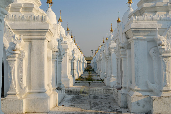 Kuthodaw Pagoda
