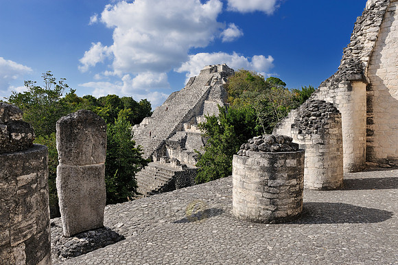 pyramid Estructura IX
