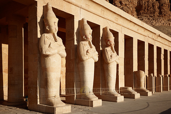osiris statues