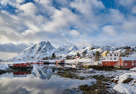 winter landscape at Stjernfjorden with village Sund