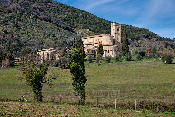 outside view of Abbazia di Santantimo abbey