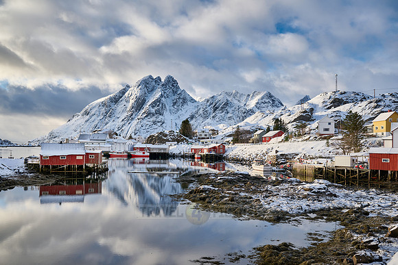 winter landscape at Stjernfjorden with village Sund