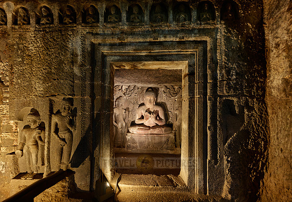 Ajanta caves, cave 6, Aurangabad