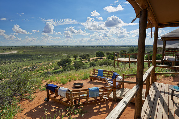 Blick von einer Terrasse des Polentswa Tented Camp  |view from terrace of Polentswa Tented Camp|