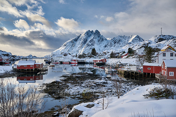 winter landscape at Stjernfjorden with village Sund