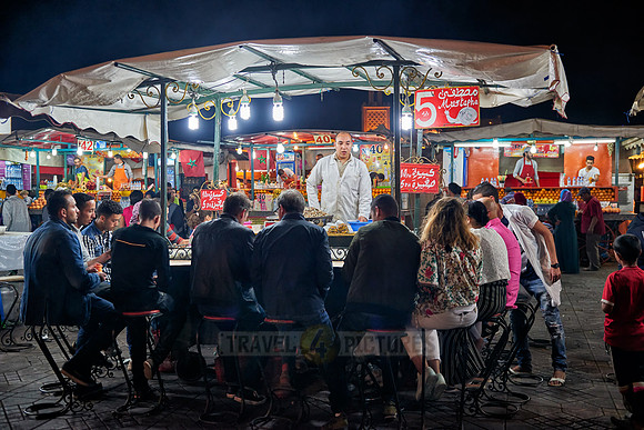 Jemaa el-Fnaa at night