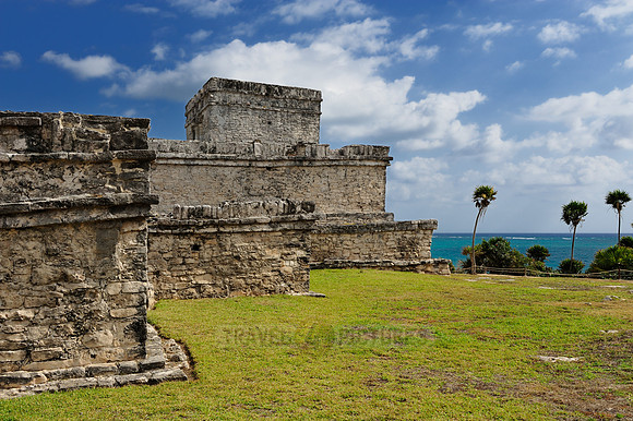 El Castillo