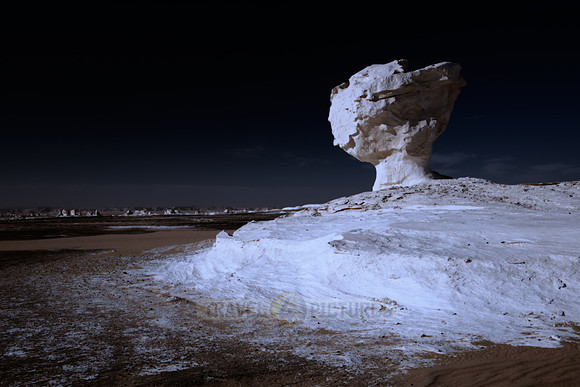 white desert near Oasis Farafra