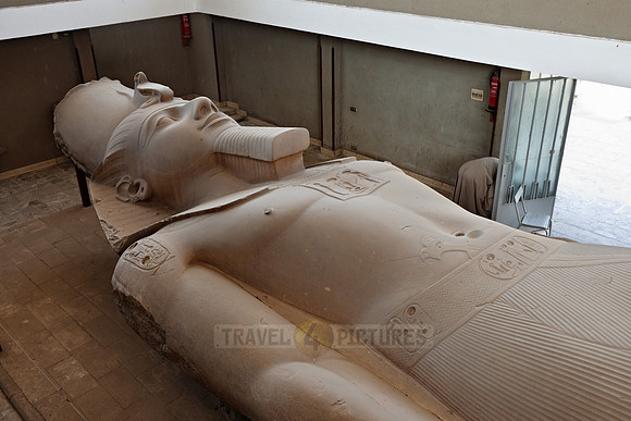 Giant statue of Ramses II