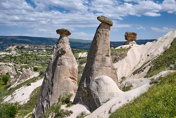 erosion formation of the Three Beauties