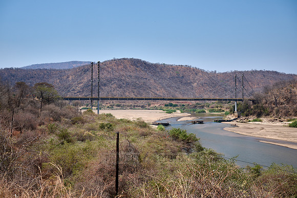 Luangwa Bridge, bridge at Great east road over Luangwa river, Zambia