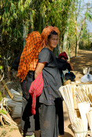 Shan women at boat bridge