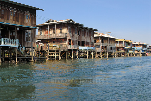 pile-dwellings of swimming village