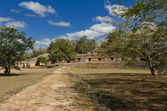 ceremonial road (sacbe) and Palace or Gran Palacio