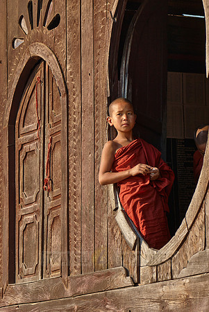 young monks at Shwe Yaungwe monastery