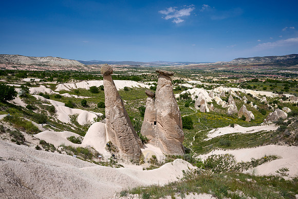 erosion formation of the Three Beauties