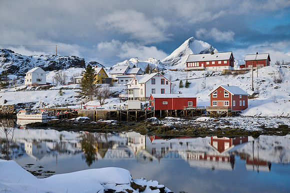 winter landscape at Stjernfjorden with village Sund