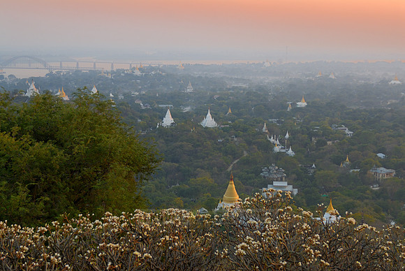Ponnya Shin Pagoda
