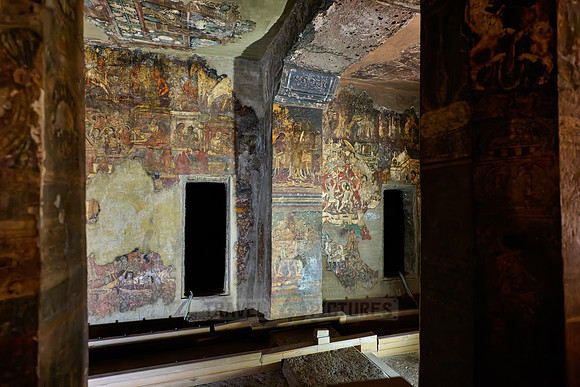 Ajanta caves, cave 17, Aurangabad